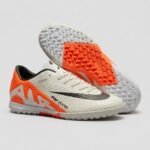 حذاء كرة قدم (ترتان/ستارز) عالي الجودة، من ماركة Nike للبالغين من الجنسين، أبيض