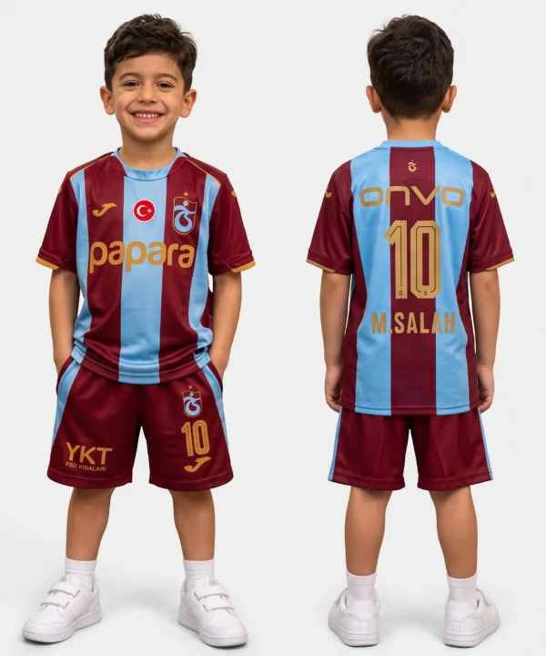 طقم كرة قدم (طرابزون سبور - محمد صلاح)، أطفال، موسم 2026/2027 – تيشرت وشورت رياضي للأطفال من الجنسين ( نبيتي )