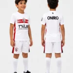 طقم كرة قدم (الزمالك)، أطفال، موسم 2026/2027 – تيشرت وشورت رياضي للأطفال من الجنسين ( أبيض )