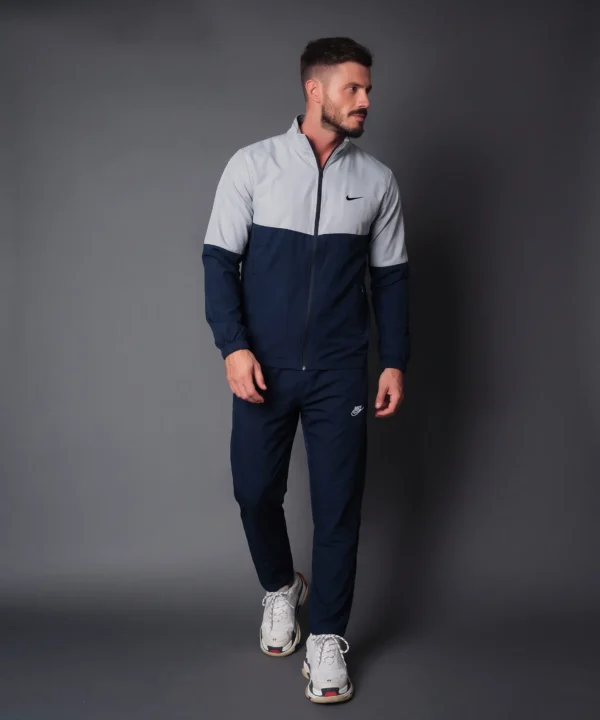 طقم رياضي رجالي قطعتين، من نايك ( nike ) خامة سوفت (جاكيت بسوستة + بنطلون) – ستايل عصري