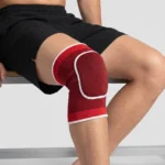 واقى ركبة (للبالغين) من ماركة (KNEE GUARD)، وسادة ركبة رغوية سميكة لتجنب الاصطدام، دعامة ركبة رياضية مسامية غير قابلة للانزلاق، لكرة القدم وكرة السلة وكرة الطائرة والجري والرقص
